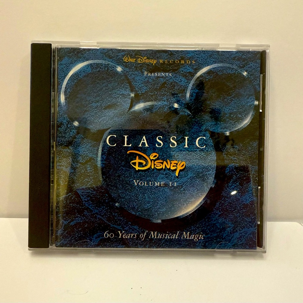 Classic Disney CD vol. 11  25 fav. songs